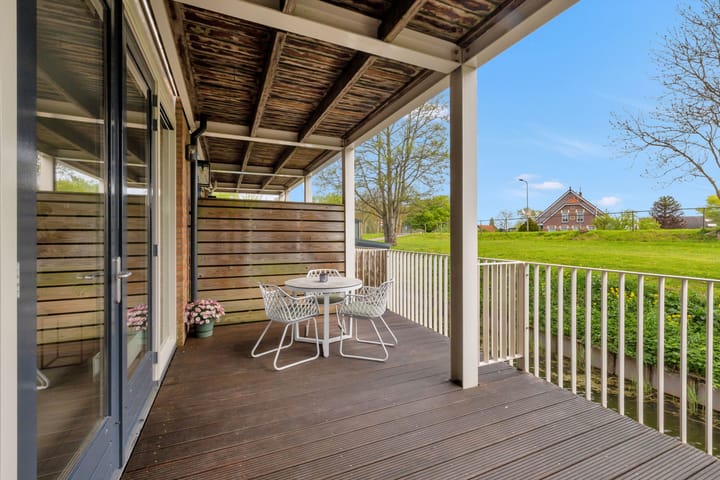 Tussenwoning te koop: Clausstraat 138, Hellevoetsluis