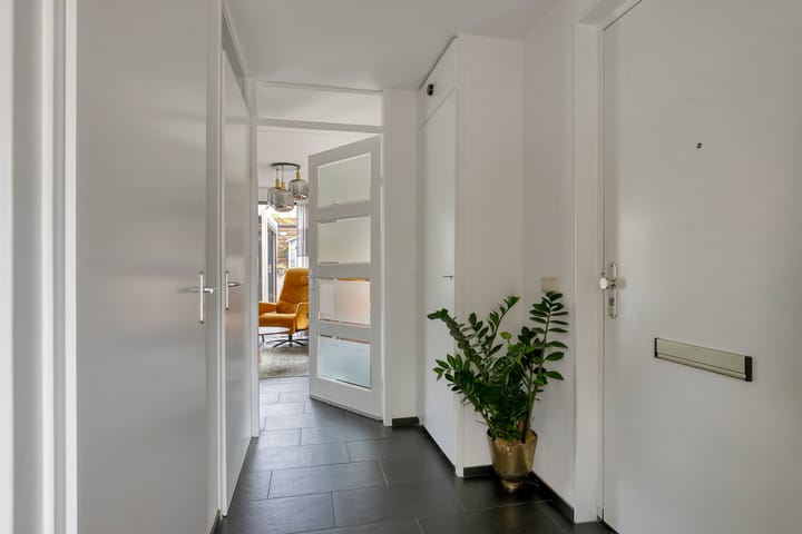 Hoekwoning te koop: Robert Fruinstraat 10, Tilburg