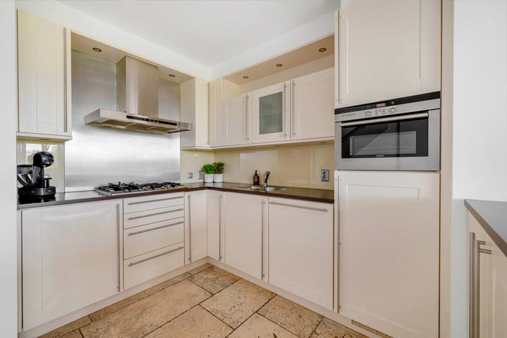 Tussenwoning te koop: Clausstraat 138, Hellevoetsluis