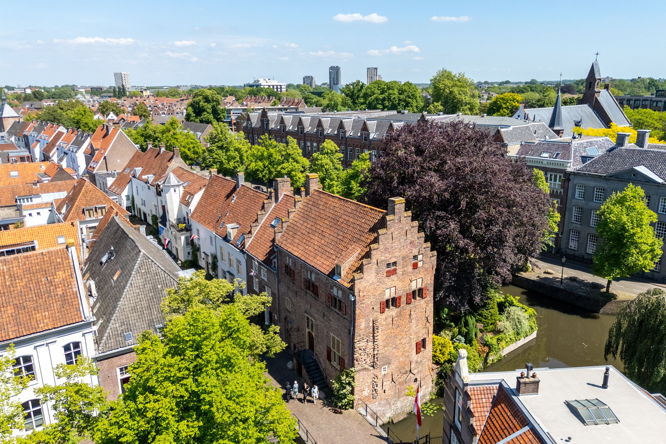 Photo 36 of Muurhuizen 25