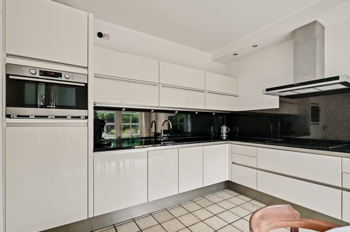 Vrijstaande woning te koop: Kerkeveldlaan 13, Roermond