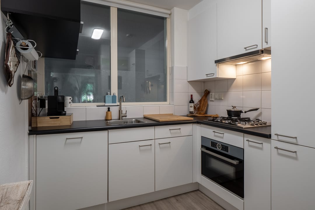 Photo 16 of Curiestraat 57