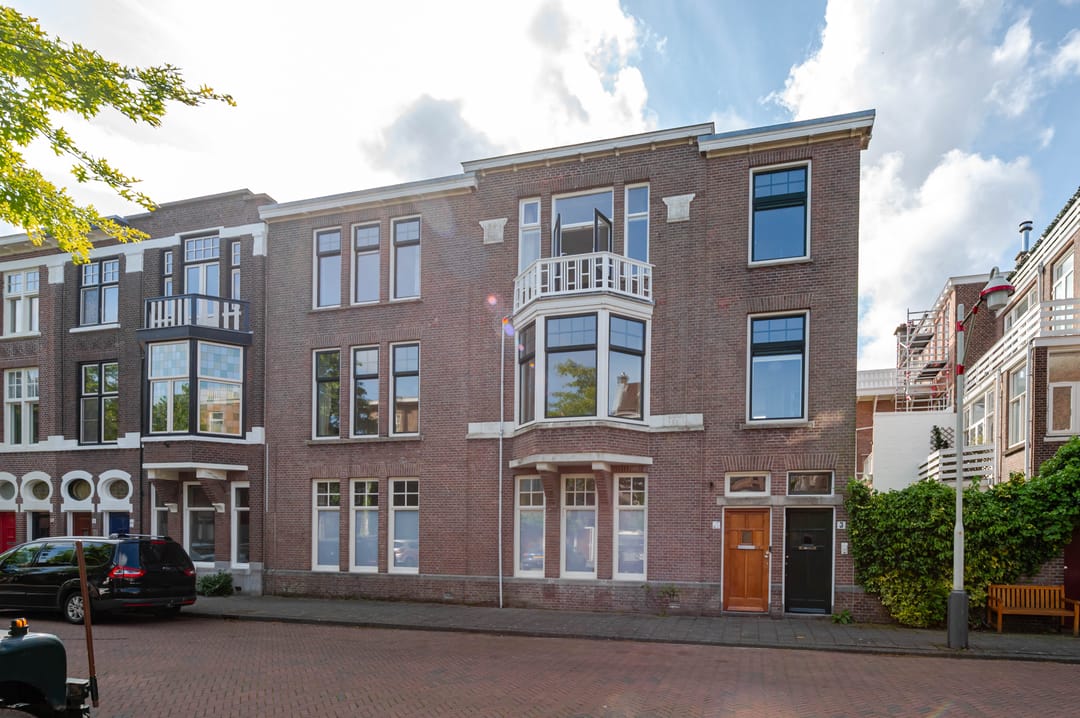 Foto 1 van Emantsstraat 3