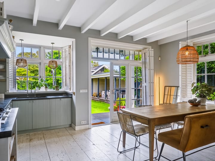 Vrijstaande woning te koop: Eikenlaan 24, Bergen (Nh)