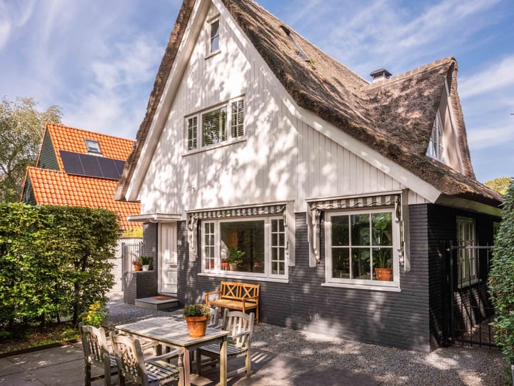 Vrijstaande woning te koop: Eikenlaan 24, Bergen (Nh)