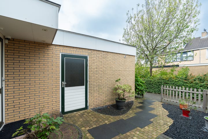 Tussenwoning te koop: Graan voor Visch 18106, Hoofddorp