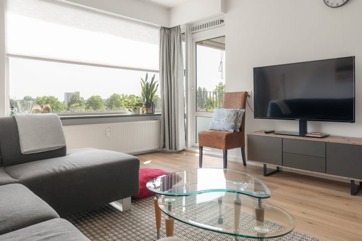Appartement te koop: Bos en Vaartlaan 77, Amstelveen