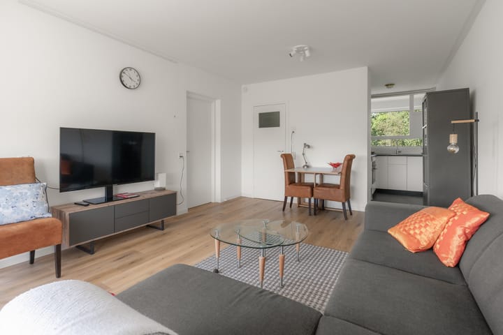 Appartement te koop: Bos en Vaartlaan 77, Amstelveen
