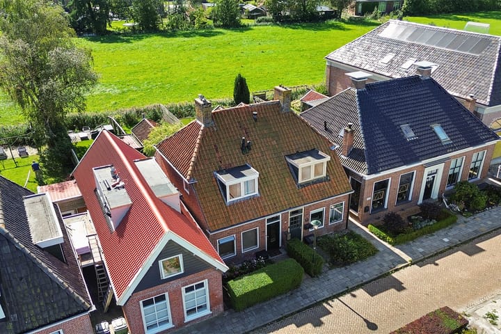 Foto 2 van Sânpaed 16