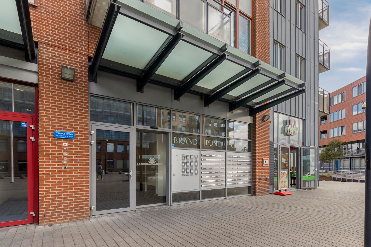Foto 4 van Brandpunt 69