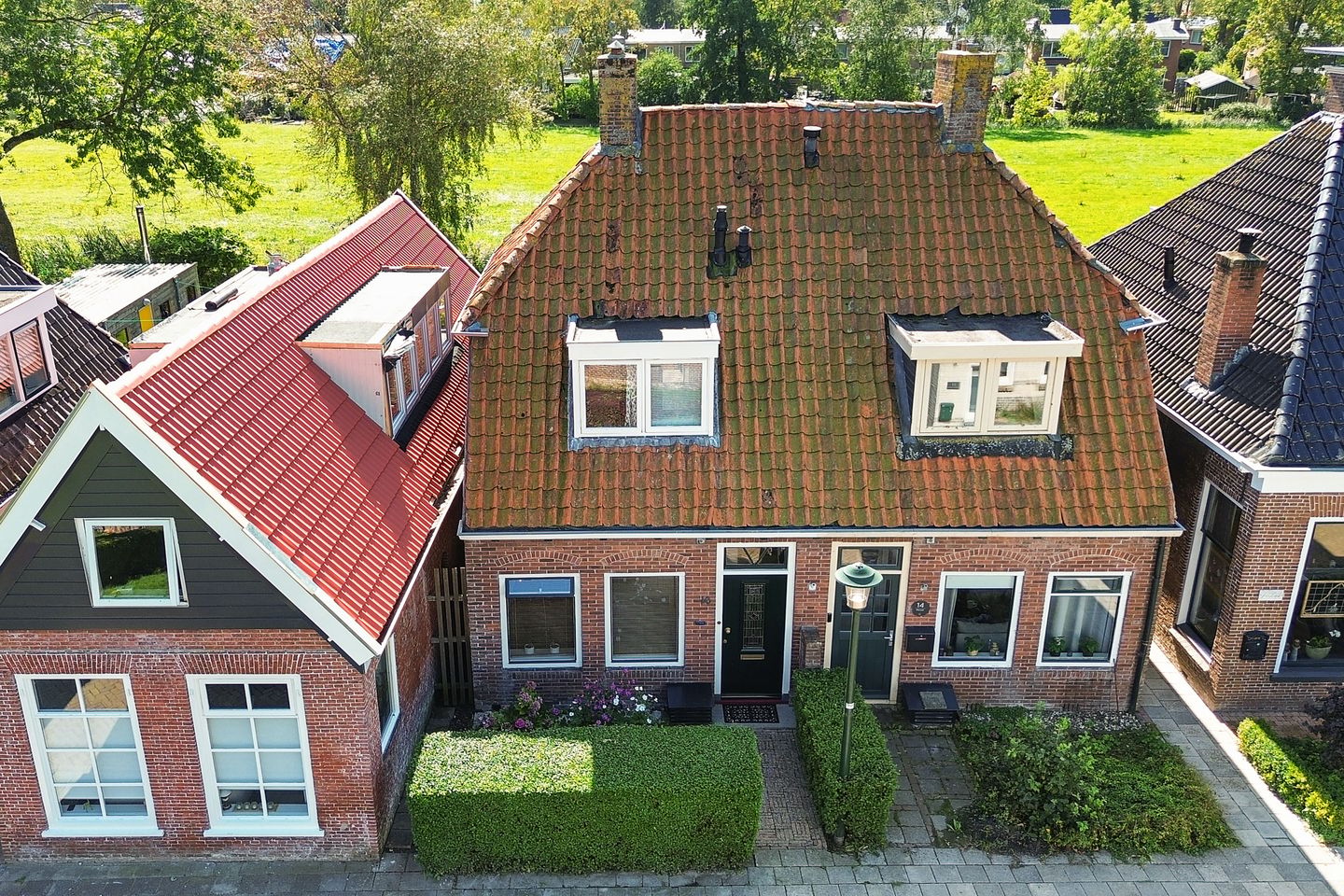 Foto 1 van Sânpaed 16