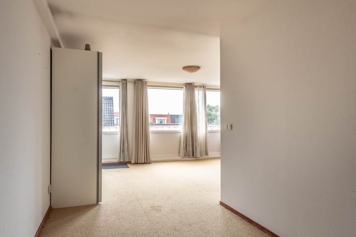 Tussenwoning te koop: Julianapark 36, Haarlem