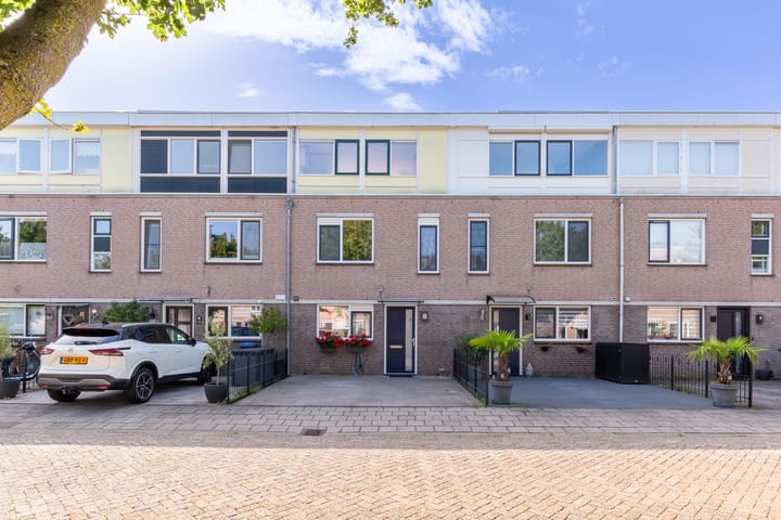 De Velden 73