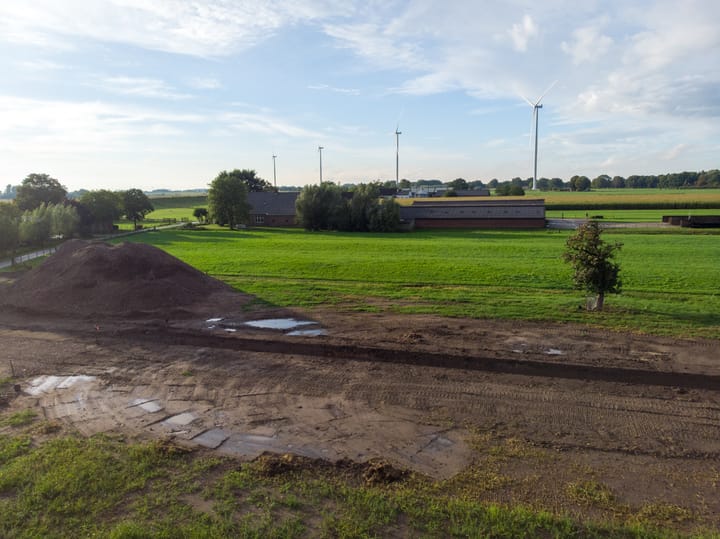 Twee-onder-één-kap te koop: Lekdijk West 47KAVEL, Wijk Bij Duurstede