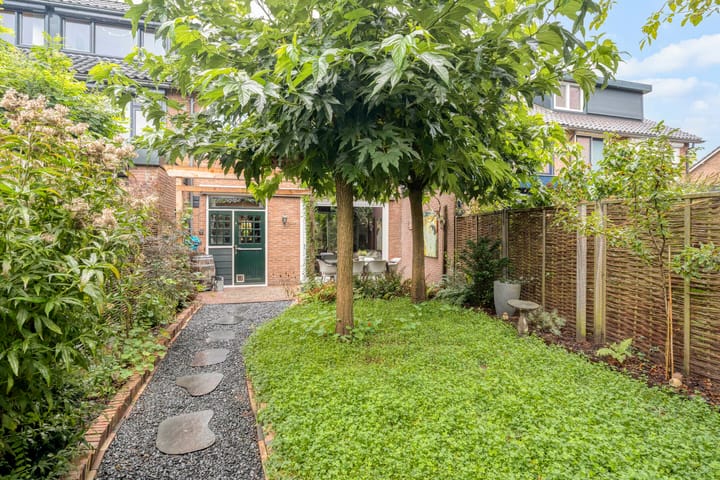 Tussenwoning te koop: Plataanlaan 16, Harderwijk