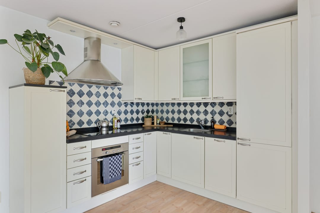Foto 17 van Molukkenstraat 8