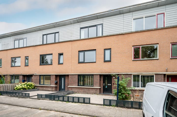 Tussenwoning te koop: Vondelstraat 7, Almere