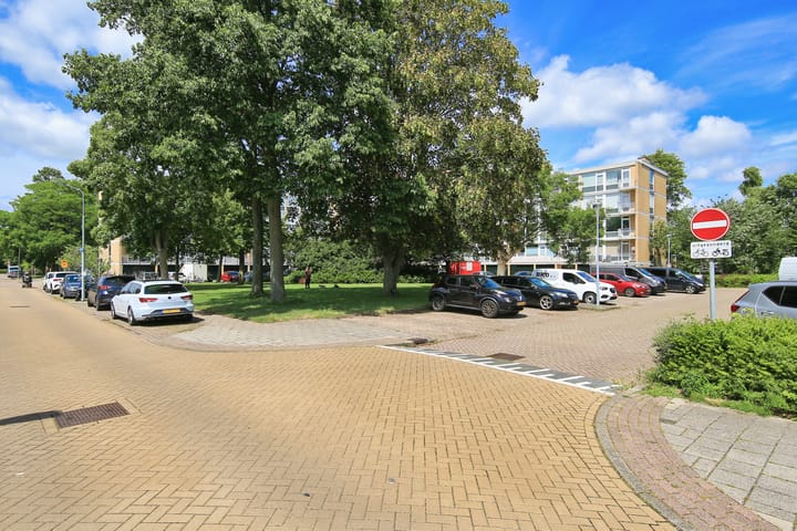 Appartement te koop: Einsteinlaan 227, Badhoevedorp