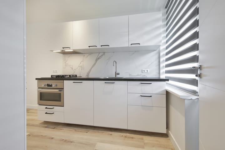 Appartement te koop: Einsteinlaan 227, Badhoevedorp