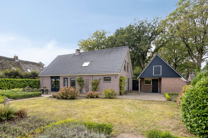 Vrijstaande woning te koop: Hoofdstraat 47, Diever