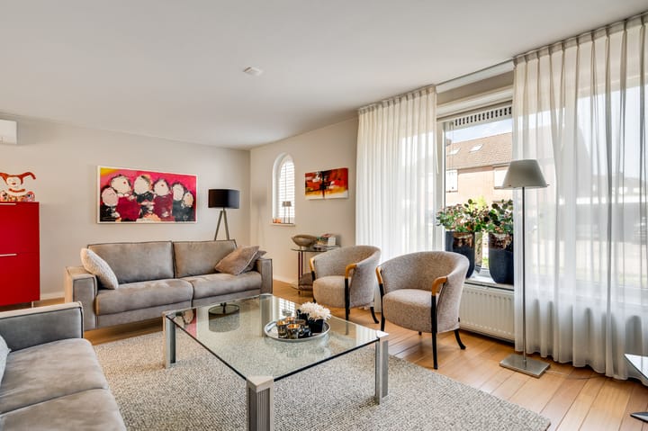 Vrijstaande woning te koop: Zwaansweg 8, Swalmen