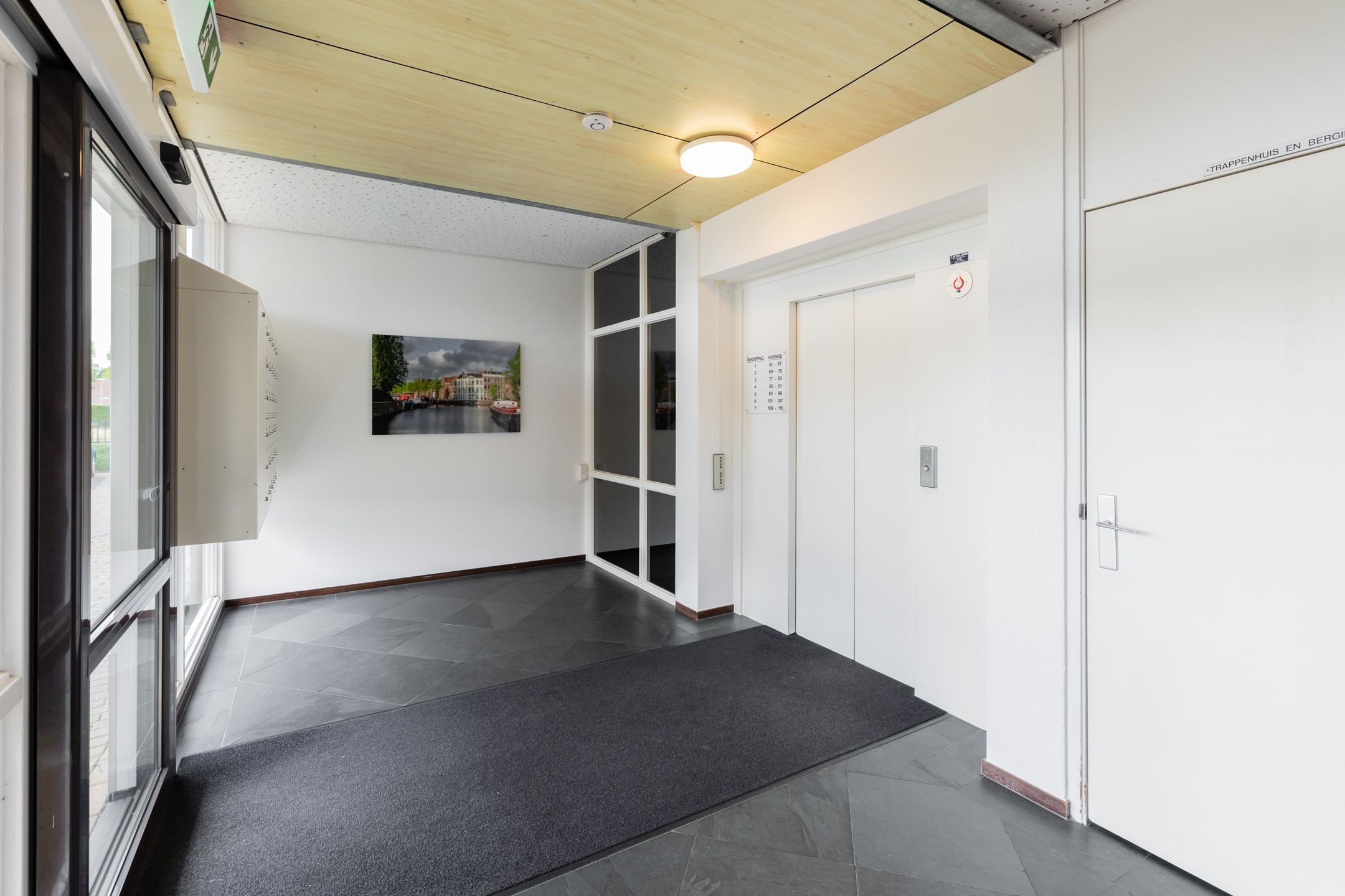Photo 15 of De Held 107