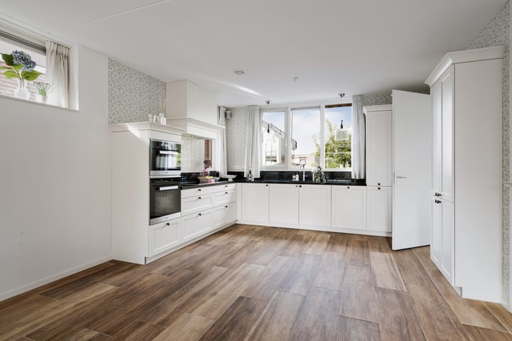 Vrijstaande woning te koop: De Kwekerij 6, Diepenveen