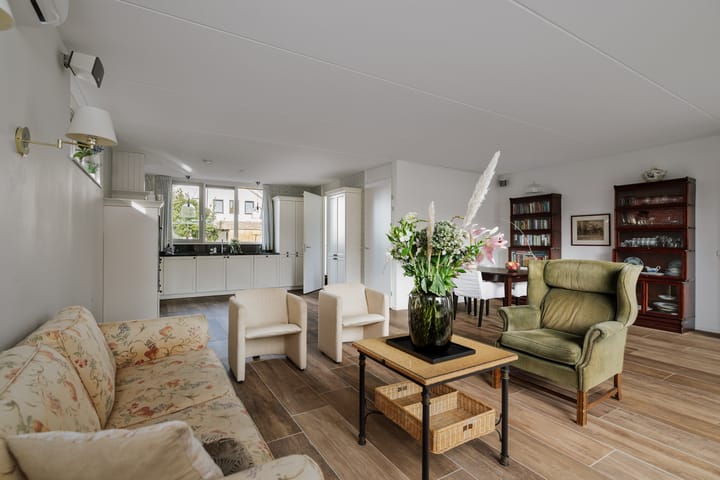 Vrijstaande woning te koop: De Kwekerij 6, Diepenveen