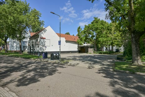 View photos