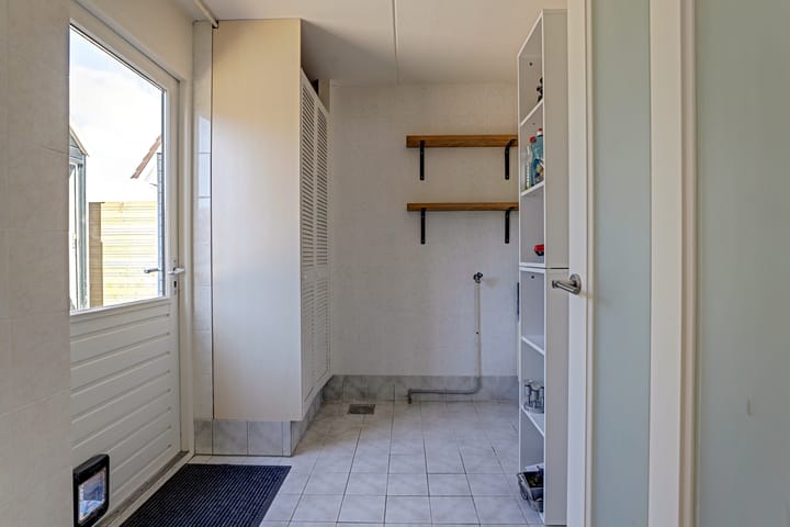 Vrijstaande woning te koop: S. van der Molenstrjitte 5, Wijnaldum