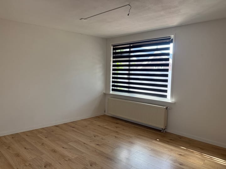 Studio te huur: Herderstraat 2E, Zaandam