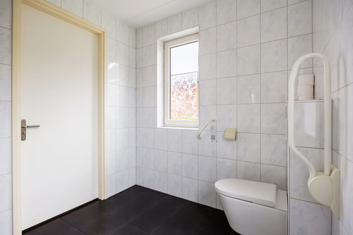 Vrijstaande woning te koop: Burchtweg 12, Sauwerd