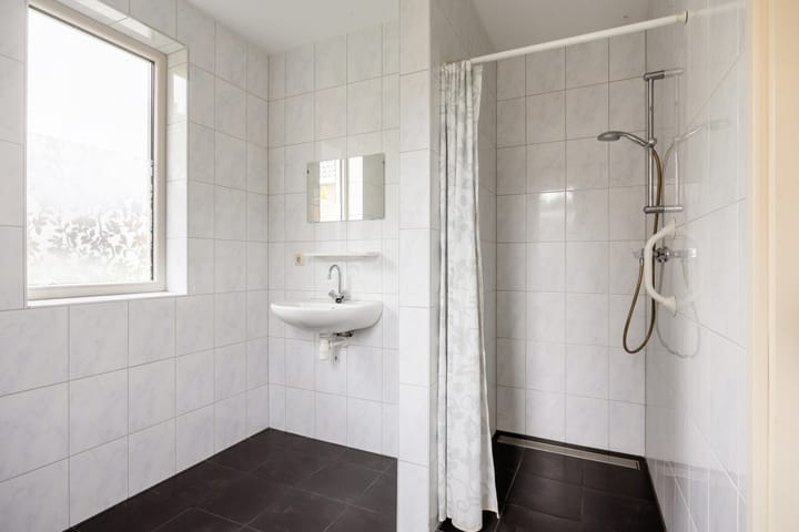 Vrijstaande woning te koop: Burchtweg 12, Sauwerd
