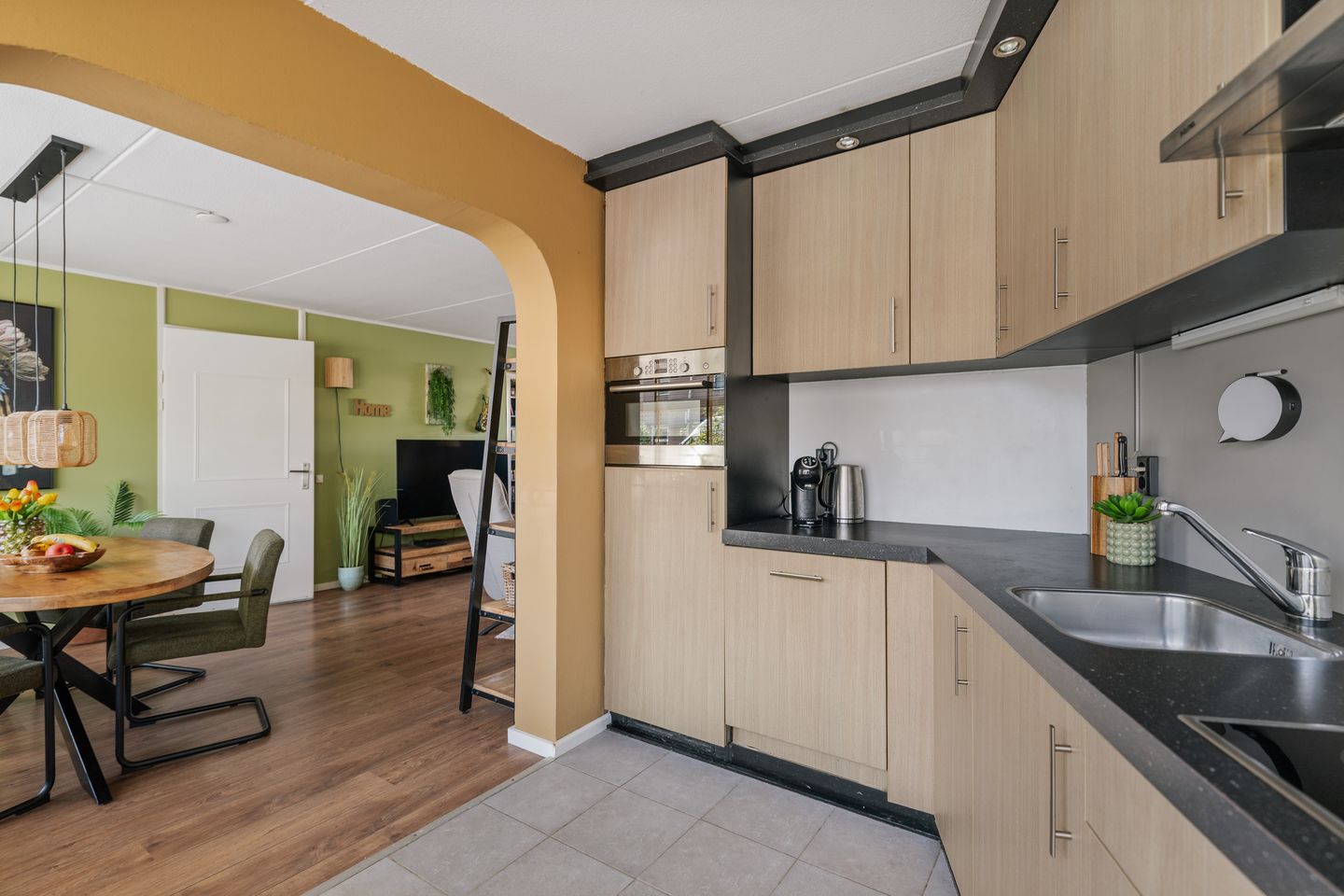 Photo 10 of Aletta Jacobsstraat 16
