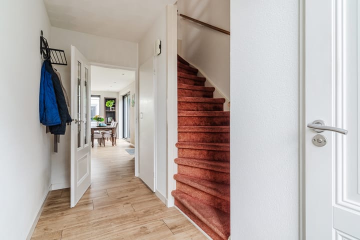 Hoekwoning te koop: Dokter A.Hoynck van Papendrechtstraat 16, Bergeijk
