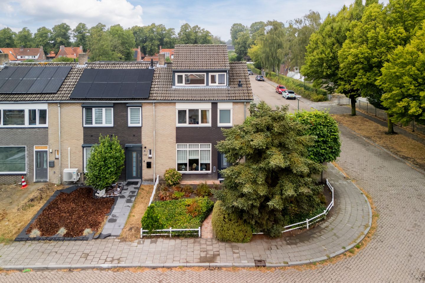 Foto 1 van Dokter A.Hoynck van Papendrechtstraat 16