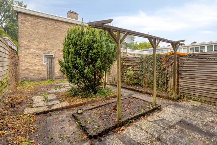 Tussenwoning te koop: Zonnedauwhoek 14, Zaandam