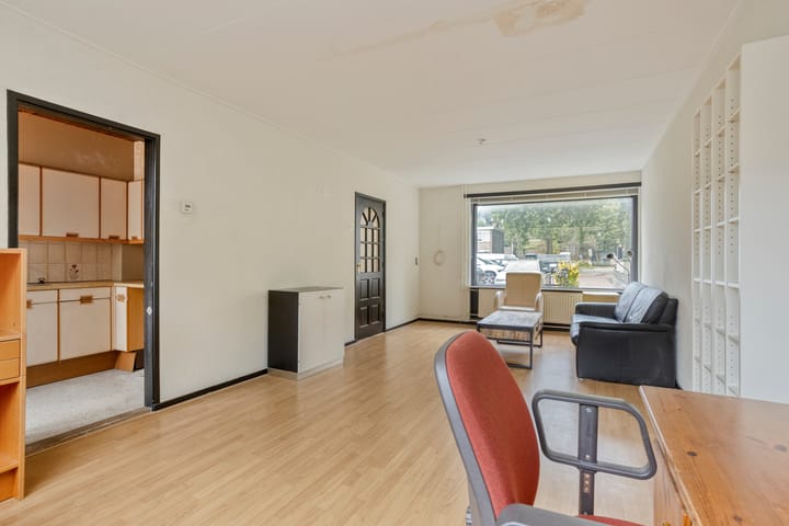 Tussenwoning te koop: Zonnedauwhoek 14, Zaandam