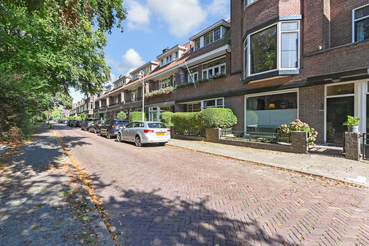 Tussenwoning te koop: Van Soutelandelaan 7, 'S-Gravenhage