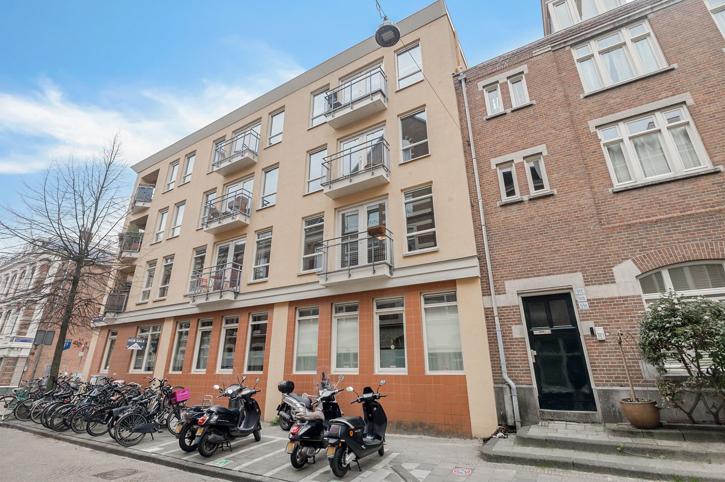 Foto 1 van Rustenburgerdwarsstraat 2-M