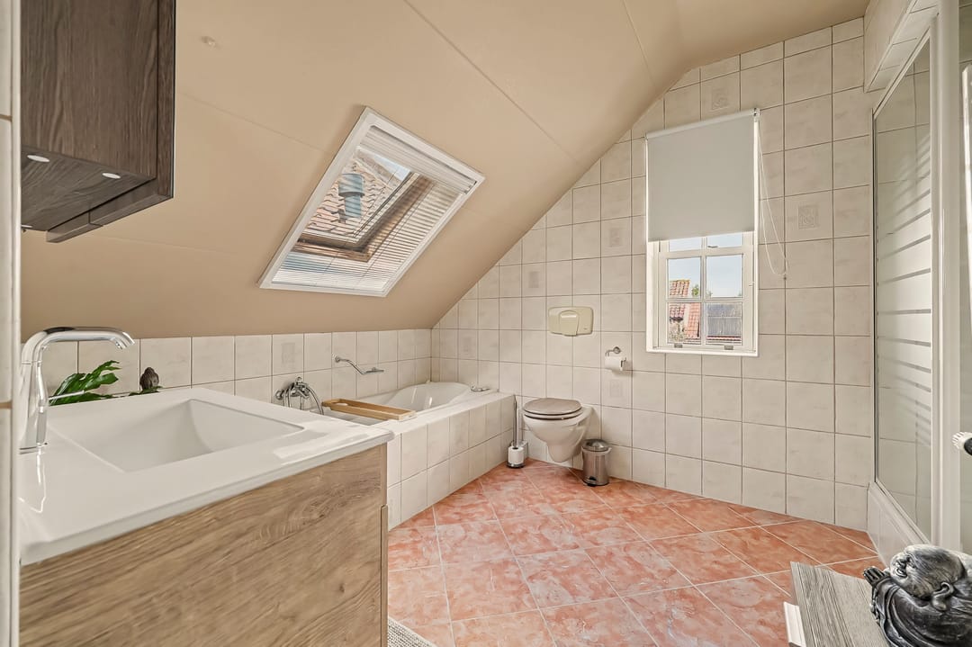 Photo 38 of Kerkstraat 12