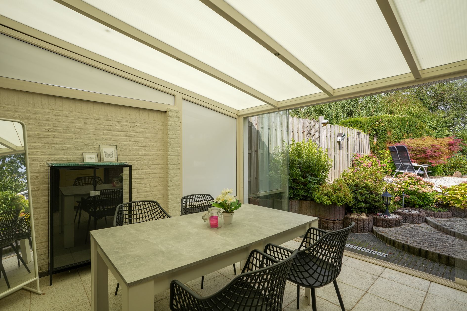 Foto 42 van Rhodestraat 3
