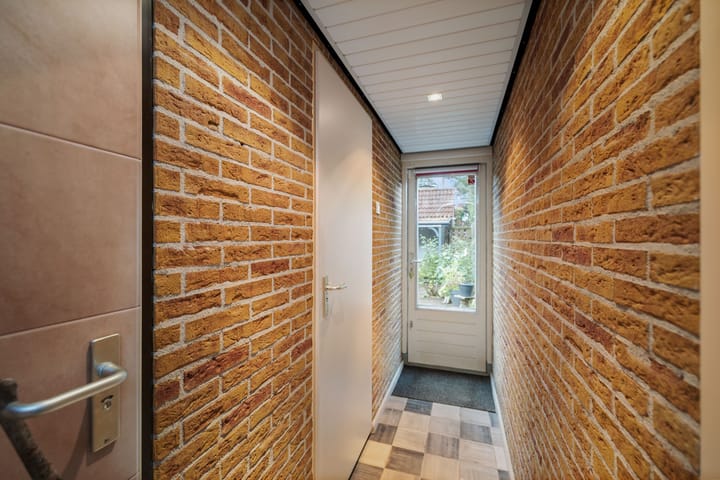 Tussenwoning te koop: Vonderstraat 43, Deventer