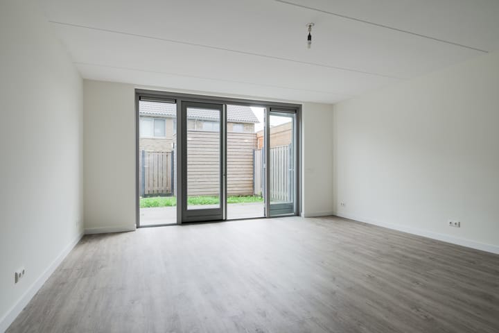 Tussenwoning te koop: Arkenhaag 16, Zevenaar