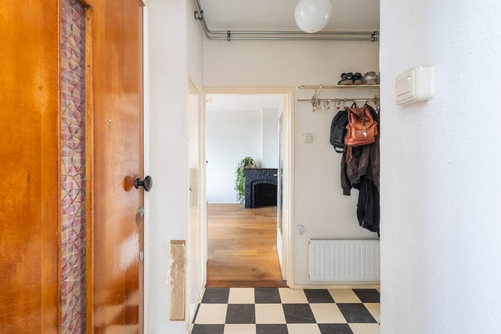 Appartement te koop: Koningin Julianalaan 382, Voorburg