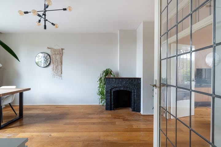 Appartement te koop: Koningin Julianalaan 382, Voorburg