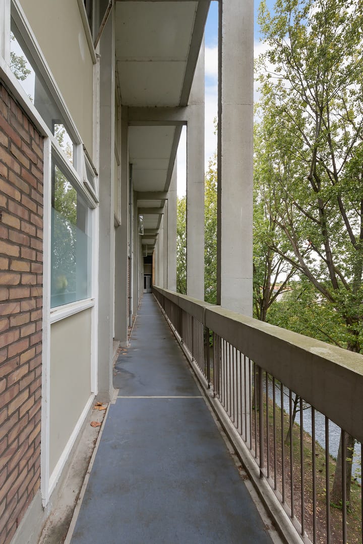 Appartement te koop: Van Bosseplantsoen 113, Dordrecht