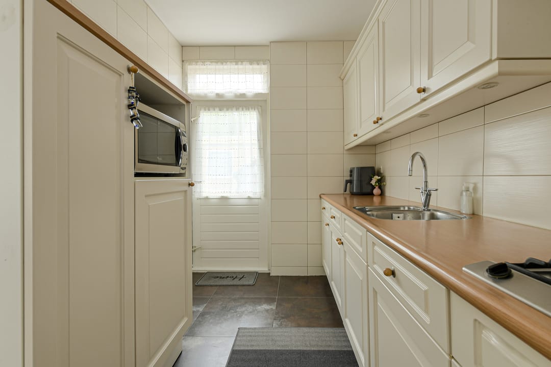 Photo 11 of Archimedeslaan 38
