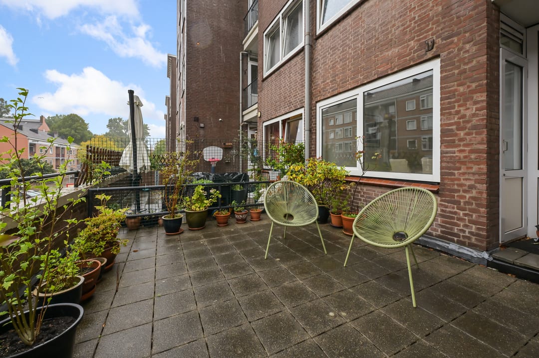 Photo 17 of Van Mourik Broekmanstraat 6-1