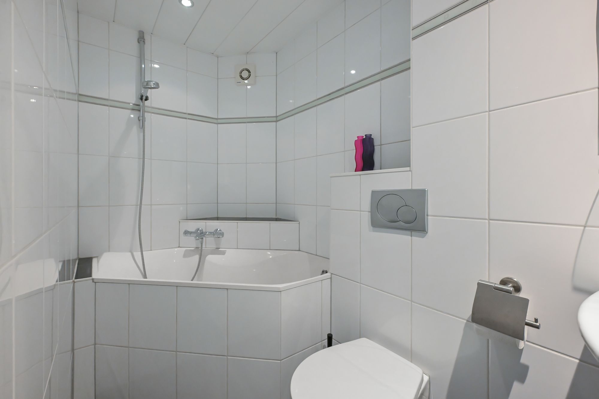 Photo 27 of Van Mourik Broekmanstraat 6-1